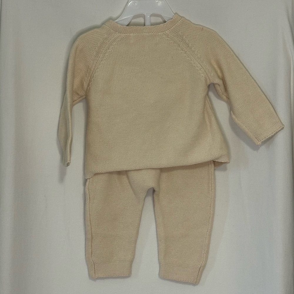 NWT Monica + Andy 100% Organic Cotton Beige Baby Knit Set w/ Pink K Initial 3-6m - Picture 6 of 6